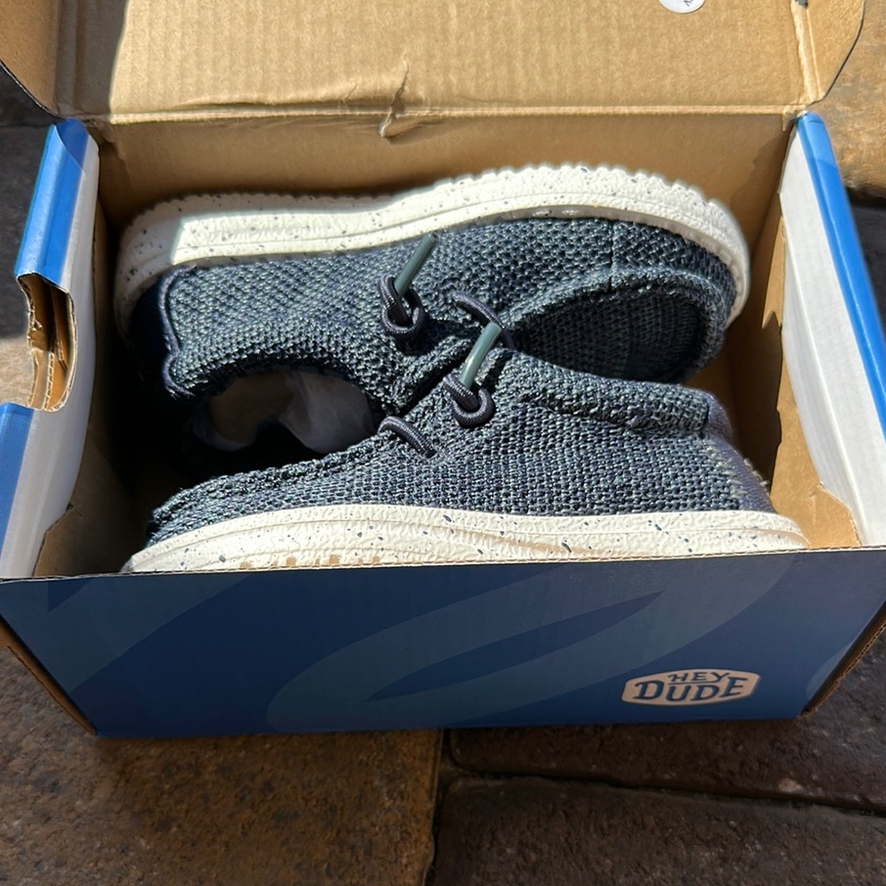 Hey Dude Kids' Navy Wally T Stretch Sox Shoes